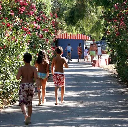 Happy Camp Camping Village Internazionale Manacore Hotel