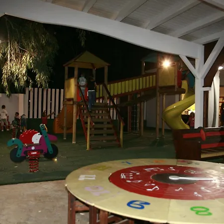Happy Camp Camping Village Internazionale Manacore 4* Peschici