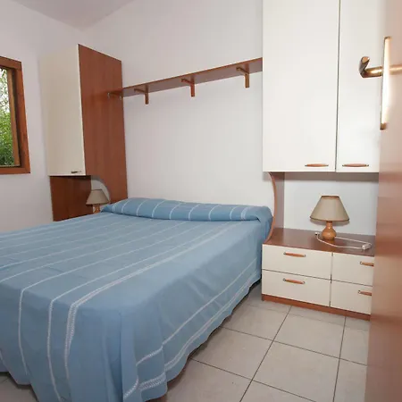 Happy Camp Camping Village Internazionale Manacore Hotel 4*